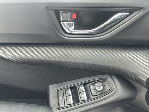 Used 2024 Subaru Ascent Premium w/ Convenience Package image 21