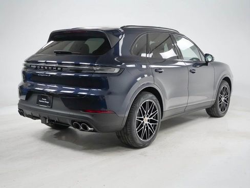 New 2026 Porsche Cayenne S image 10