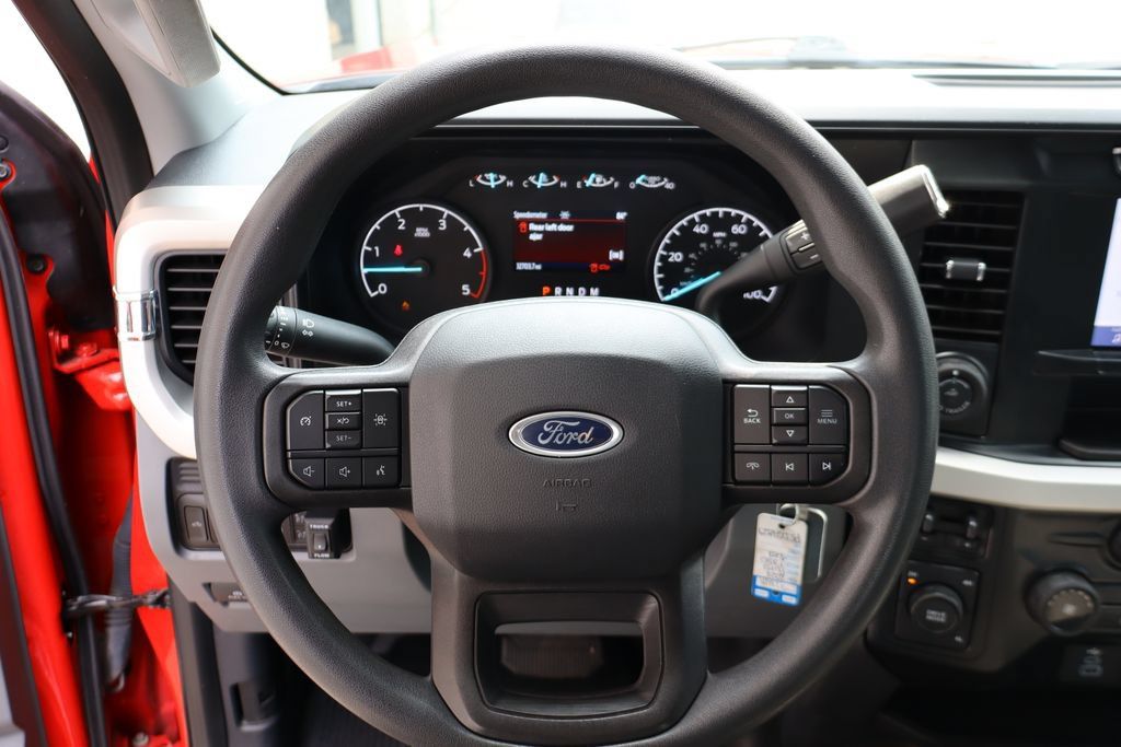 Used 2023 Ford F350 XL w/ 360-Degree Camera Package AWD/4WD image 23