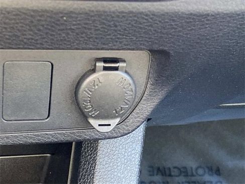 Used 2023 Toyota Tacoma SR5 w/ Technology Package image 33