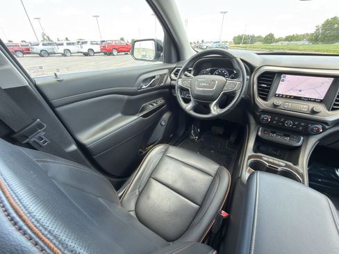 Used 2023 GMC Acadia AT4 w/ Technology Package AWD/4WD image 23