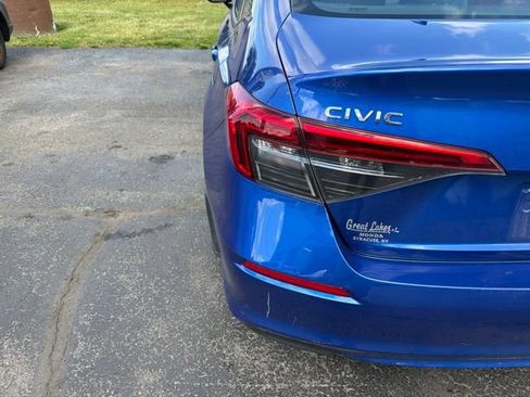 Used 2024 Honda Civic LX image 5