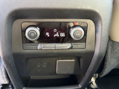 Used 2024 GMC Acadia Elevation AWD/4WD image 36