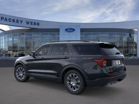 New 2026 Ford Explorer Active w/ Active Comfort Package image 6
