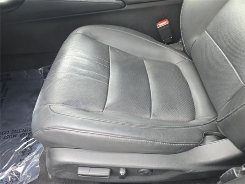 Used 2022 Honda Accord EX-L image 16