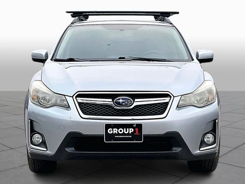 Used 2016 Subaru Crosstrek 2.0i Premium w/ Moonroof Package image 3