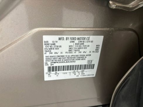 Used 2020 Ford Edge SE w/ Cargo Accessory Package FWD image 52