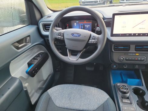 New 2025 Ford Maverick XLT w/ 4K Tow Package image 13