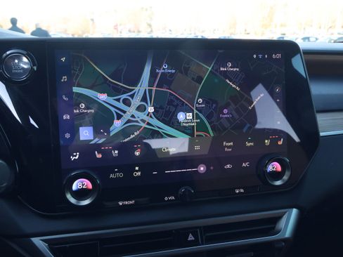 Used 2025 Lexus RX 350 Premium image 23