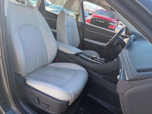 Used 2022 Hyundai Sonata Limited image 14