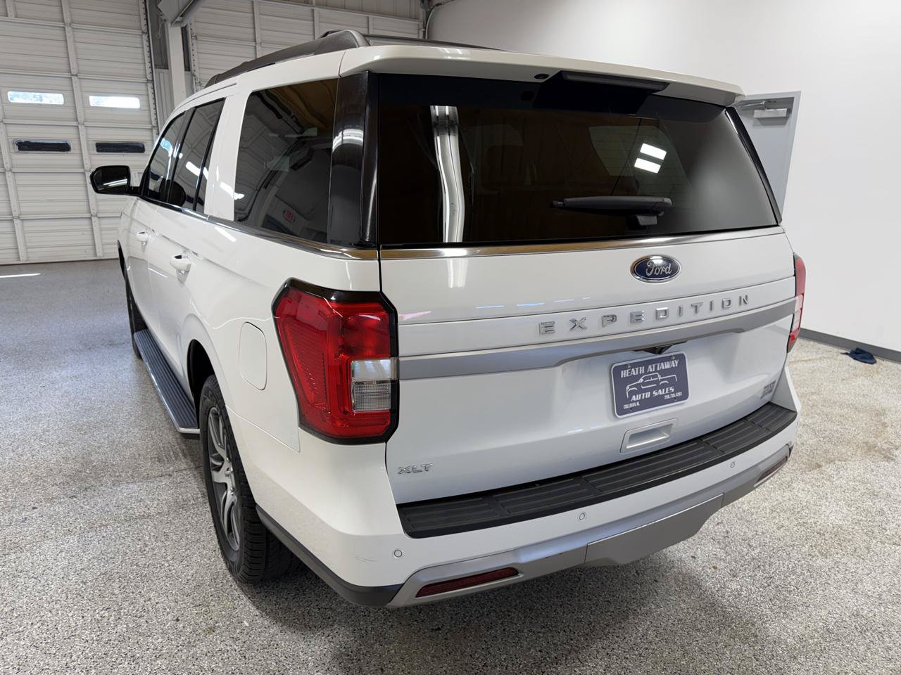 Used 2022 Ford Expedition XLT RWD image 7