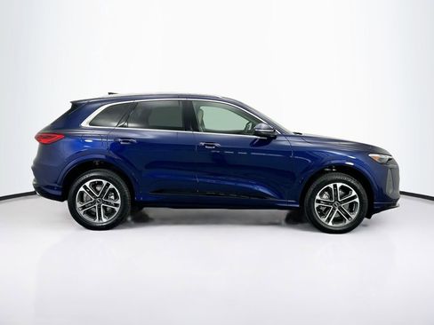 Used 2025 Audi Q5 Premium Plus w/ Premium Plus AWD/4WD image 5