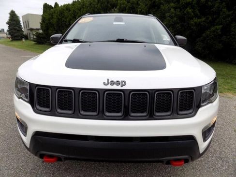 Used 2020 Jeep Compass Trailhawk image 2