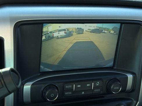 Used 2019 GMC Sierra 1500 SLE w/ SLE Value Package AWD/4WD image 12