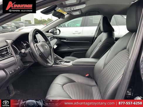 Used 2024 Toyota Camry SE FWD image 19
