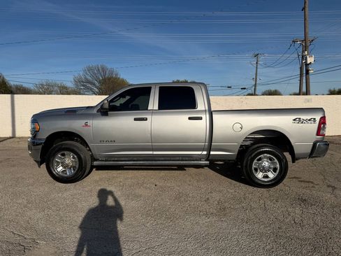 Used 2022 RAM 2500 Tradesman AWD/4WD image 3