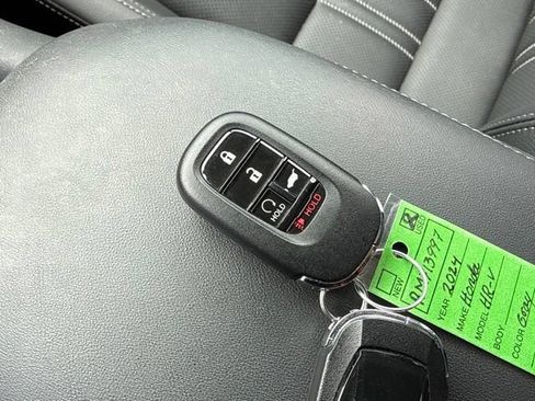 Used 2024 Honda HR-V EX-L image 17