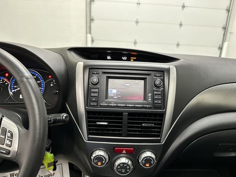 Used 2012 Subaru Forester 2.5X Limited AWD/4WD image 27