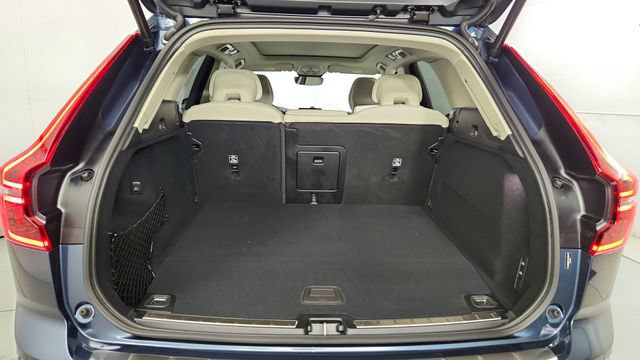 Used 2027 Volvo XC60 T8 Ultra AWD/4WD image 42