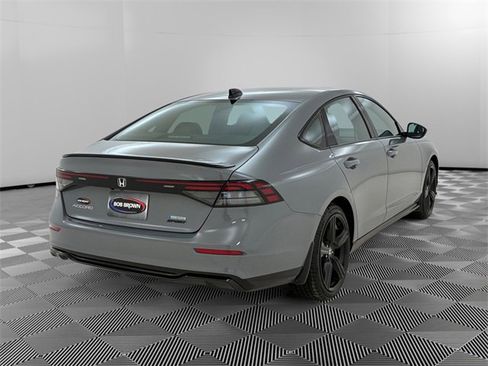 Used 2024 Honda Accord Sport image 3