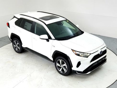 Used 2023 Toyota RAV4 SE w/ Weather & Moonroof Package AWD/4WD image 13
