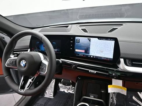 New 2026 BMW X2 xDrive28i w/ Technology Package AWD/4WD image 17