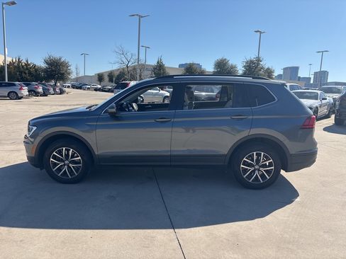 Used 2019 Volkswagen Tiguan SE image 8