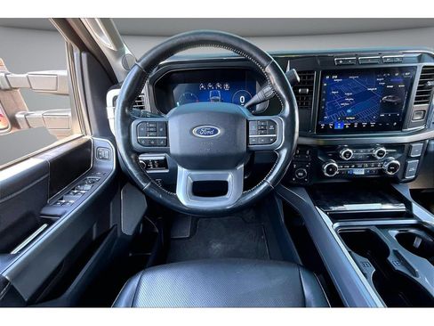 Used 2024 Ford F250 Lariat w/ FX4 Off-Road Package AWD/4WD image 8