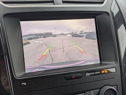 Used 2019 Ford Explorer XLT w/ Equipment Group 202A image 15