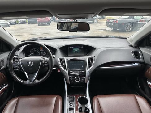 Used 2016 Acura TLX V6 image 26