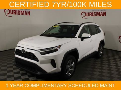 Used 2024 Toyota RAV4 XLE AWD/4WD image 2