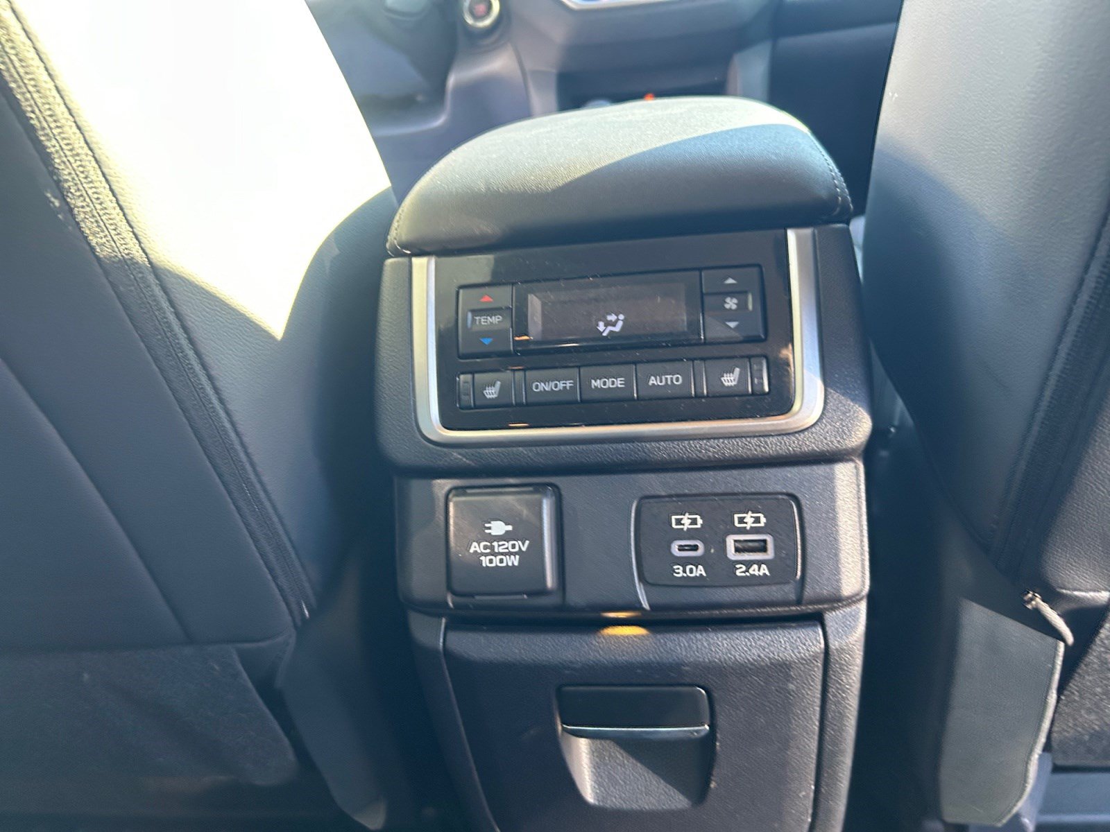 Used 2023 Subaru Ascent Touring AWD/4WD image 30