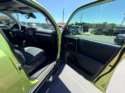 Used 2022 Toyota 4Runner TRD Pro AWD/4WD image 25