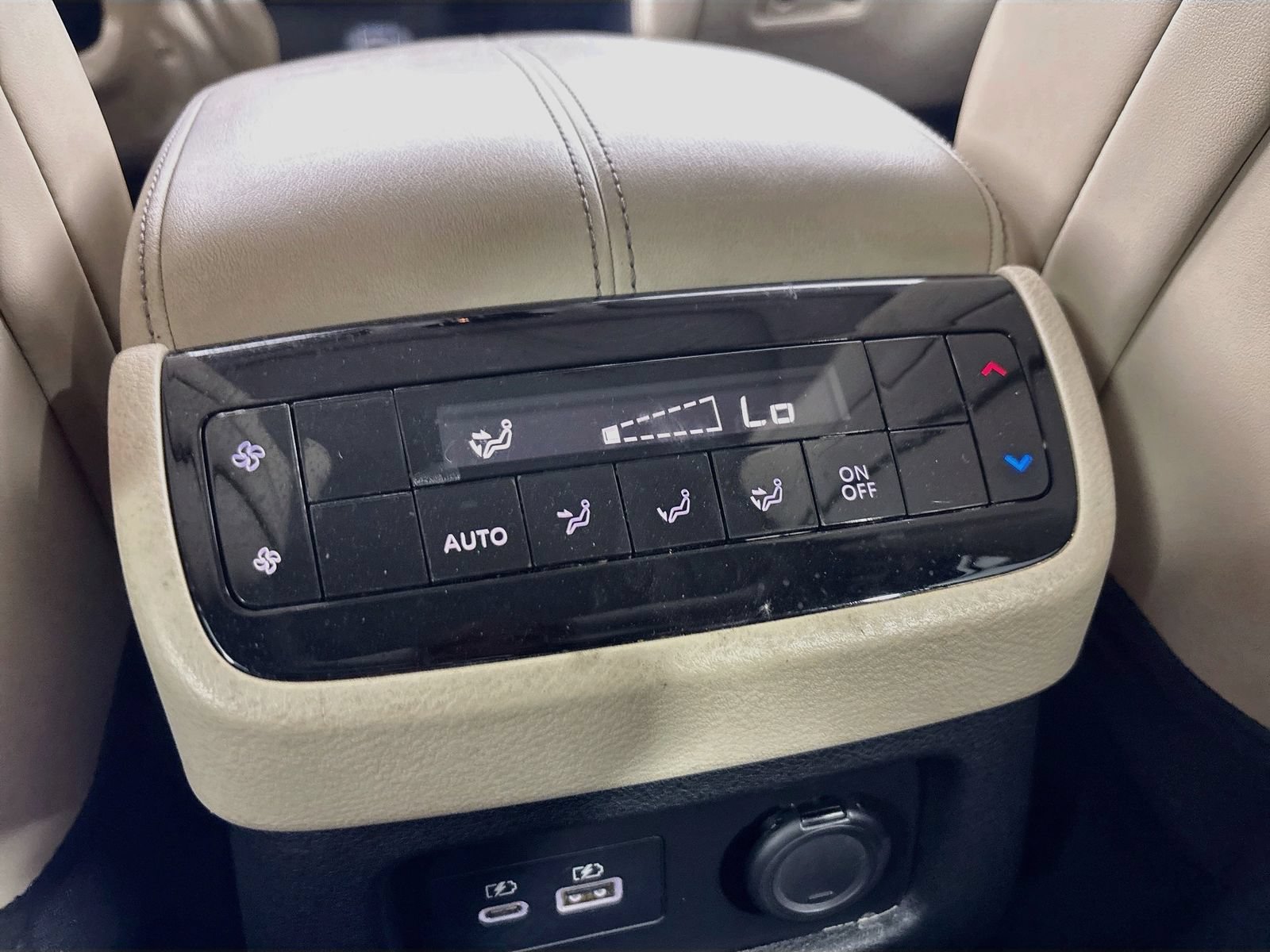 Used 2023 INFINITI QX60 Luxe w/ Cargo Package AWD/4WD image 26