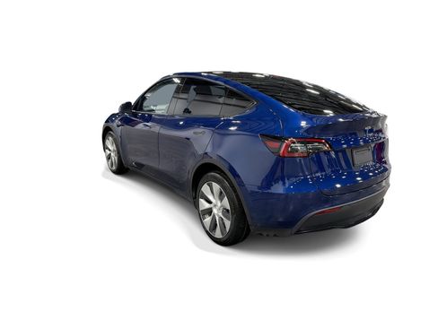 Certified 2022 Tesla Model Y Long Range AWD/4WD image 4