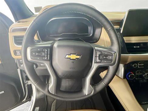 Used 2024 Chevrolet Tahoe Premier w/ Premium Package AWD/4WD image 11