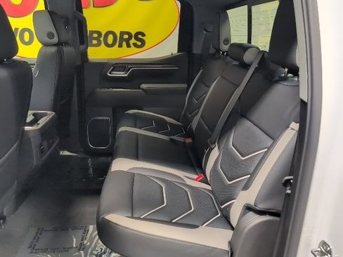 New 2026 Chevrolet Silverado 1500 RST w/ Dark Appearance Package image 33