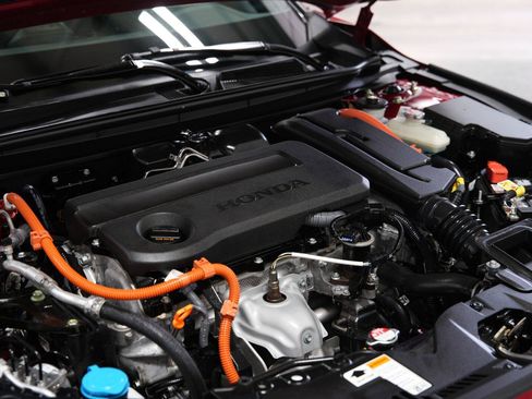 Used 2023 Honda Accord Sport image 14