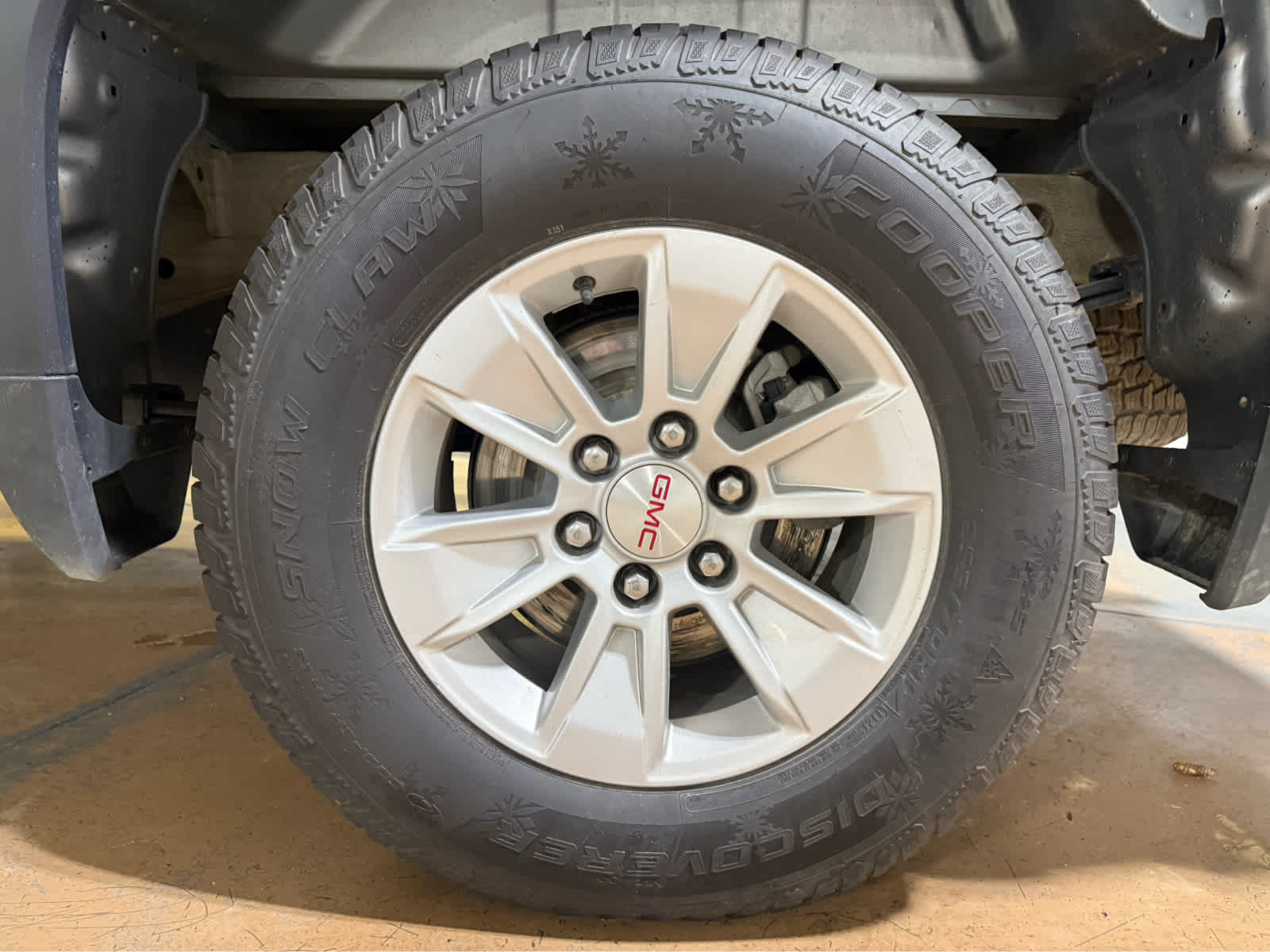 Used 2024 GMC Sierra 1500 SLE AWD/4WD image 10