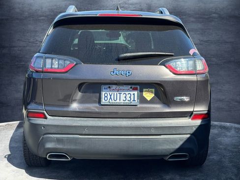 Used 2021 Jeep Cherokee Latitude Lux w/ Comfort/Convenience Group image 4