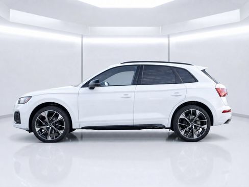Certified 2024 Audi SQ5 Prestige AWD/4WD image 2