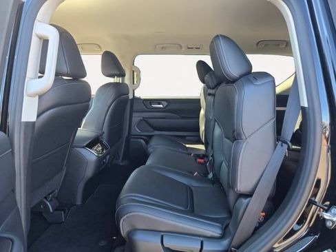 New 2025 Nissan Armada SV AWD/4WD image 12