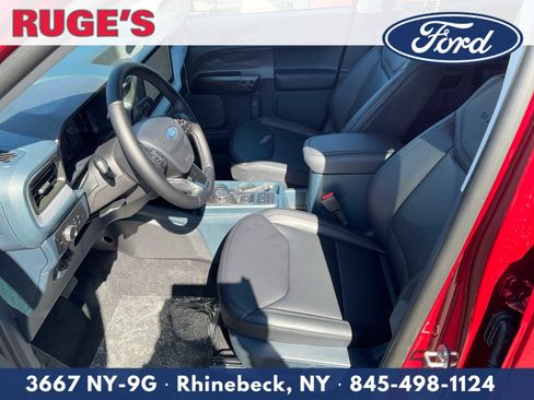 New 2026 Ford Maverick Lariat w/ Black Appearance Package image 17