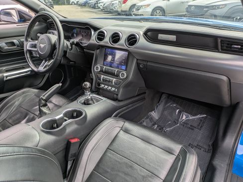 Used 2021 Ford Mustang GT Premium w/ Equipment Group 401A image 15