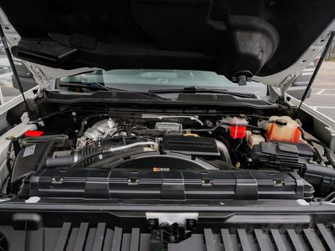 Used 2021 Chevrolet Silverado 2500 Custom w/ Custom Value Package image 28