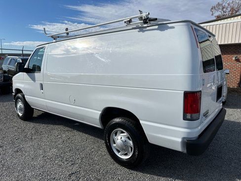 Used 2014 Ford E-250 and Econoline 250 w/ Power Group image 11