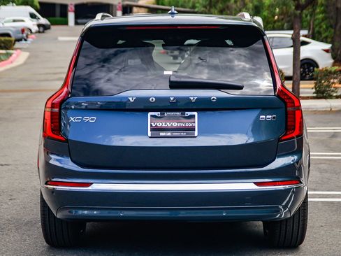 New 2026 Volvo XC90 B5 Plus w/ Protection Package AWD/4WD image 5