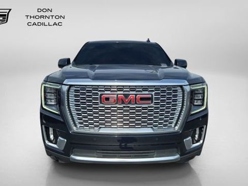 Used 2024 GMC Yukon Denali w/ Advanced Technology Package AWD/4WD image 8