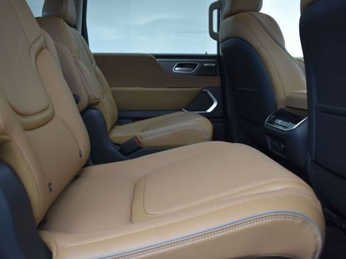 New 2026 INFINITI QX80 Luxe w/ Cargo Package image 23