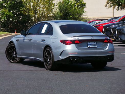 Used 2026 Mercedes-Benz E 53 AMG e 4MATIC Sedan image 3